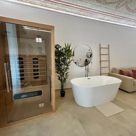 Pensión Massimo And 4*