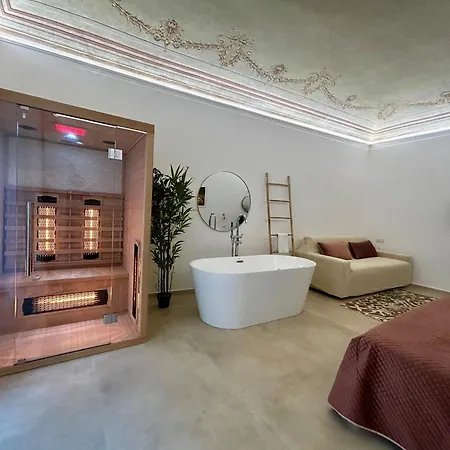 Massimo And Guest house *